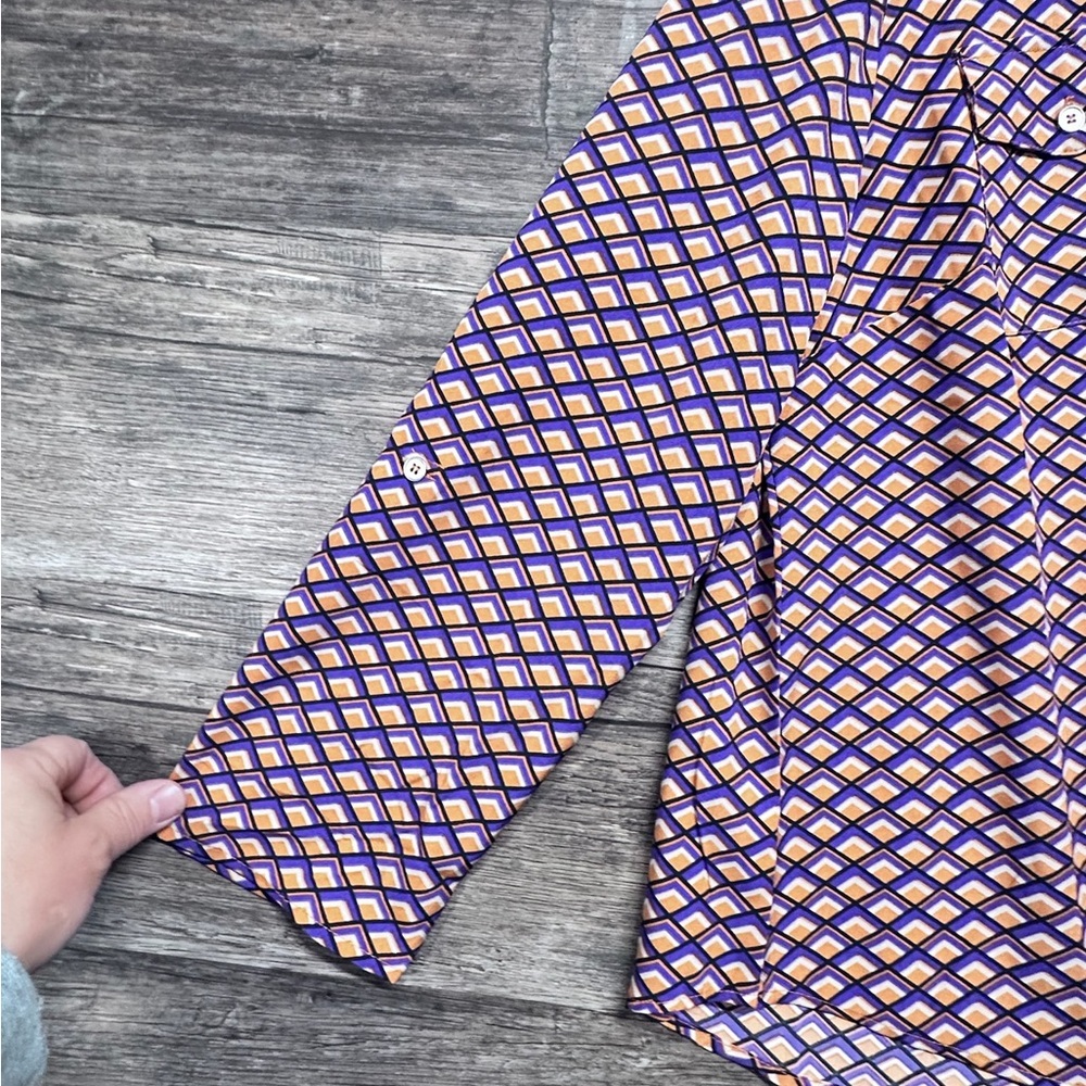 Geometric Patterned Women's Button Down Blouse To… - image 3